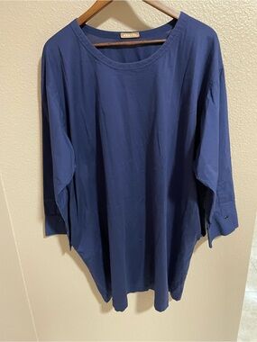 Nehera Relaxed Navy Blue Women’s Tunic Top with Pockets - Minimal Scoop Neck